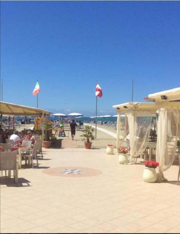 Casavacanza Villa D Funny Виареджо Экстерьер фото